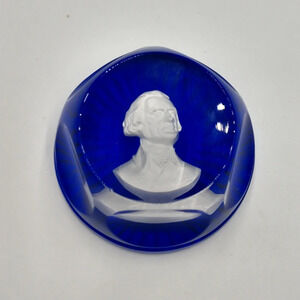 Danbury Mint 1976 Thomas Jefferson Crystal Paperweight